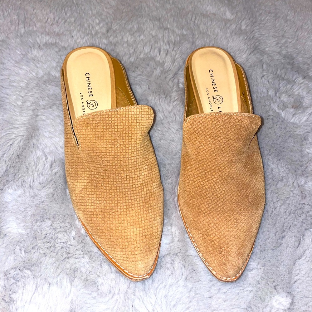 Chinese laundry Mule Sandals (Women’s shoe size 7)